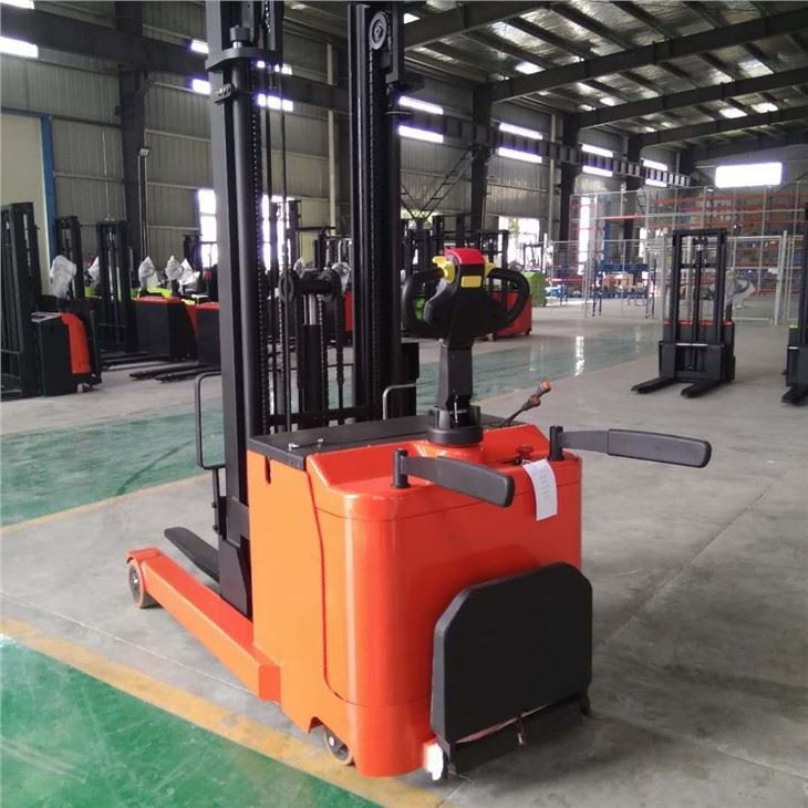 Lori Jangkauan Elektrik Kecil